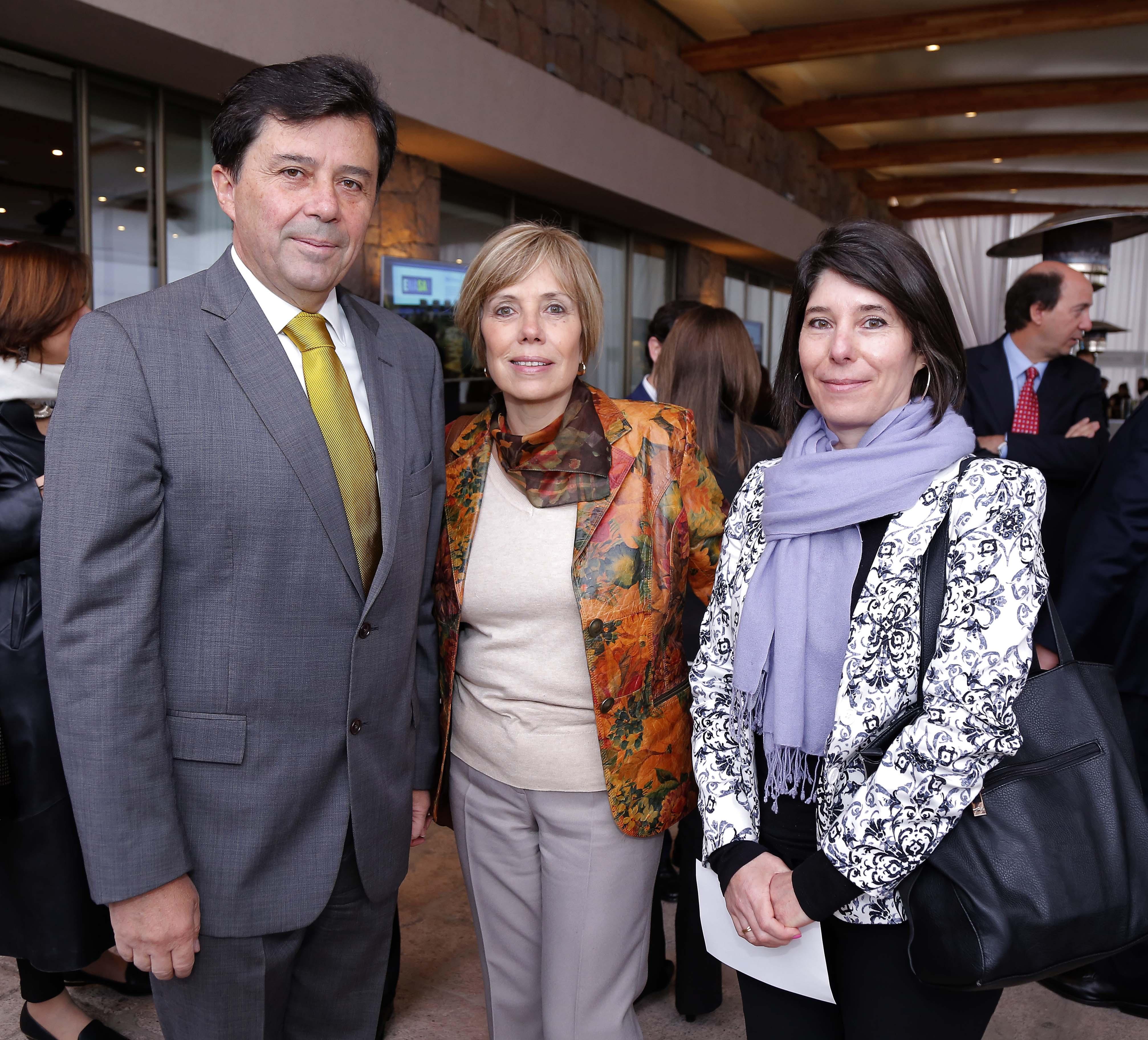 Pedro Garcia - Maria Silvia Prats - Claudia Valenzuela
