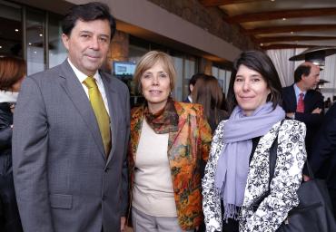 Pedro Garcia - Maria Silvia Prats - Claudia Valenzuela
